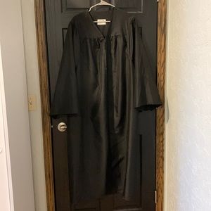 Graduation gown size L